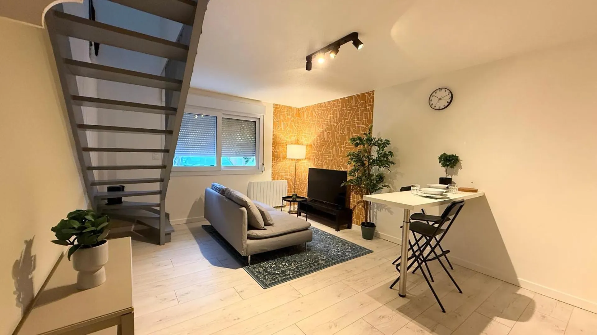 Appartement, Parking, Wifi, Le Monastere